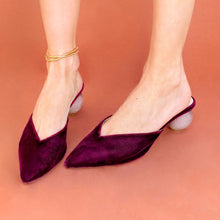 Load image into Gallery viewer, VENNY