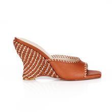 Load image into Gallery viewer, VICKY