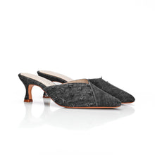 Load image into Gallery viewer, LUNA